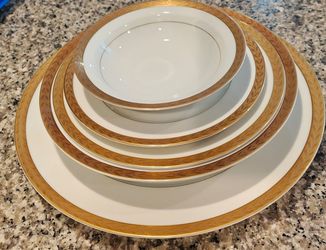 Vintage Sango "Royalty" 3625 Fine China Set
