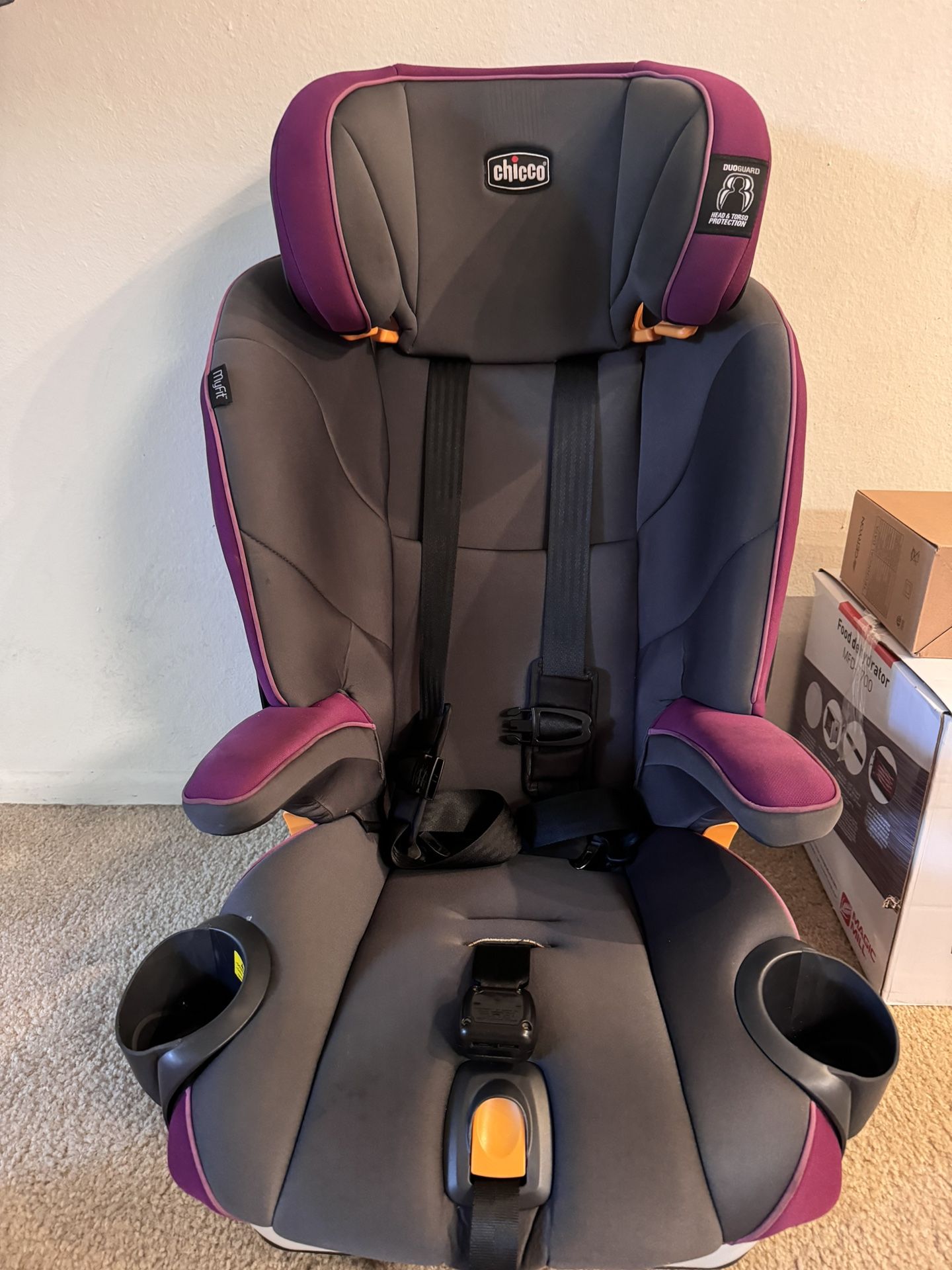 Chicco MyFit Harness + Booster Car Seat, Gardenia