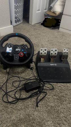 Logitech G29 Racing Wheel + Pedals