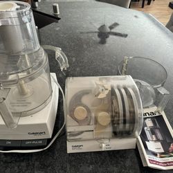 Mixer With All The Attachments 