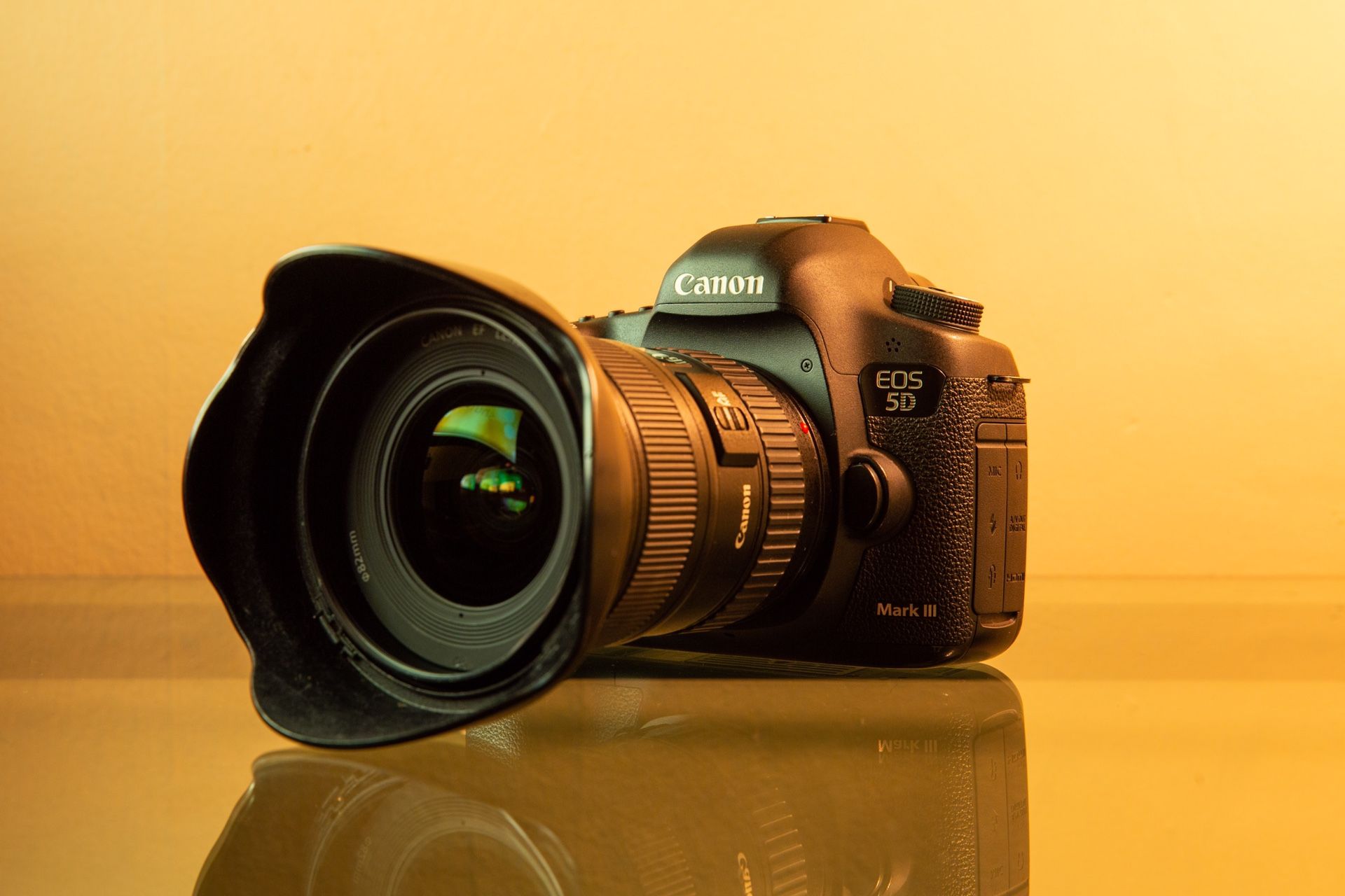 Canon 5D Mark III - with lens’