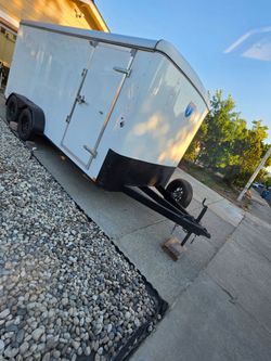 2015 patriot Carry-On inclose trailer
