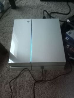 White PlayStation 4 Console
