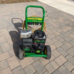 John Deere Pressure Washer No Wand. Comes As You See With Hose.