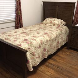 Twin Bedroom Furniture 