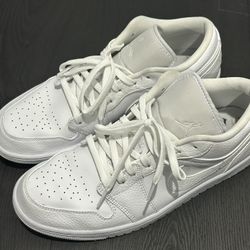 Air Jordan 1 Low US Men’s Size 10 (Triple White Tumbled Leather)