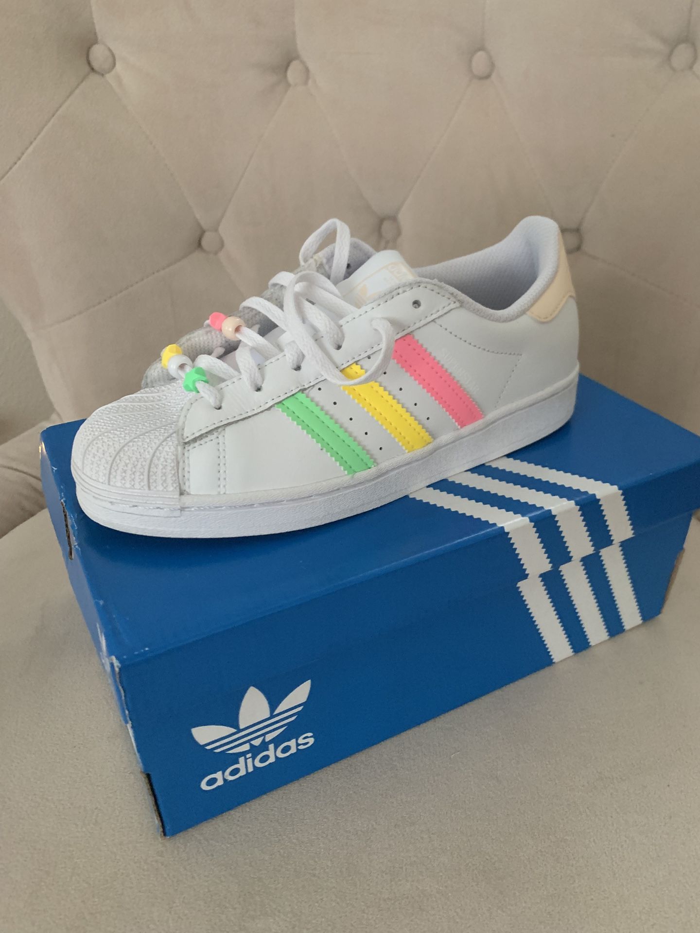adidas Originals Superstar J Cloud White Beam Kids Casual Shoes HP7885