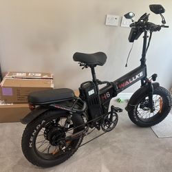 Practically new WALLKE H6 folding fat-tire E-bike, used for only ~60 miles. Excellent condition – fully charged (95%), runs perfectly, and includes al