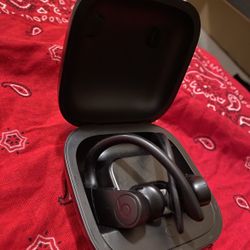 Powerbeats Pro Black Wireless Earphones 