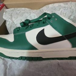 Nike SB DUNKS LOTTERY GREEN/BLACK