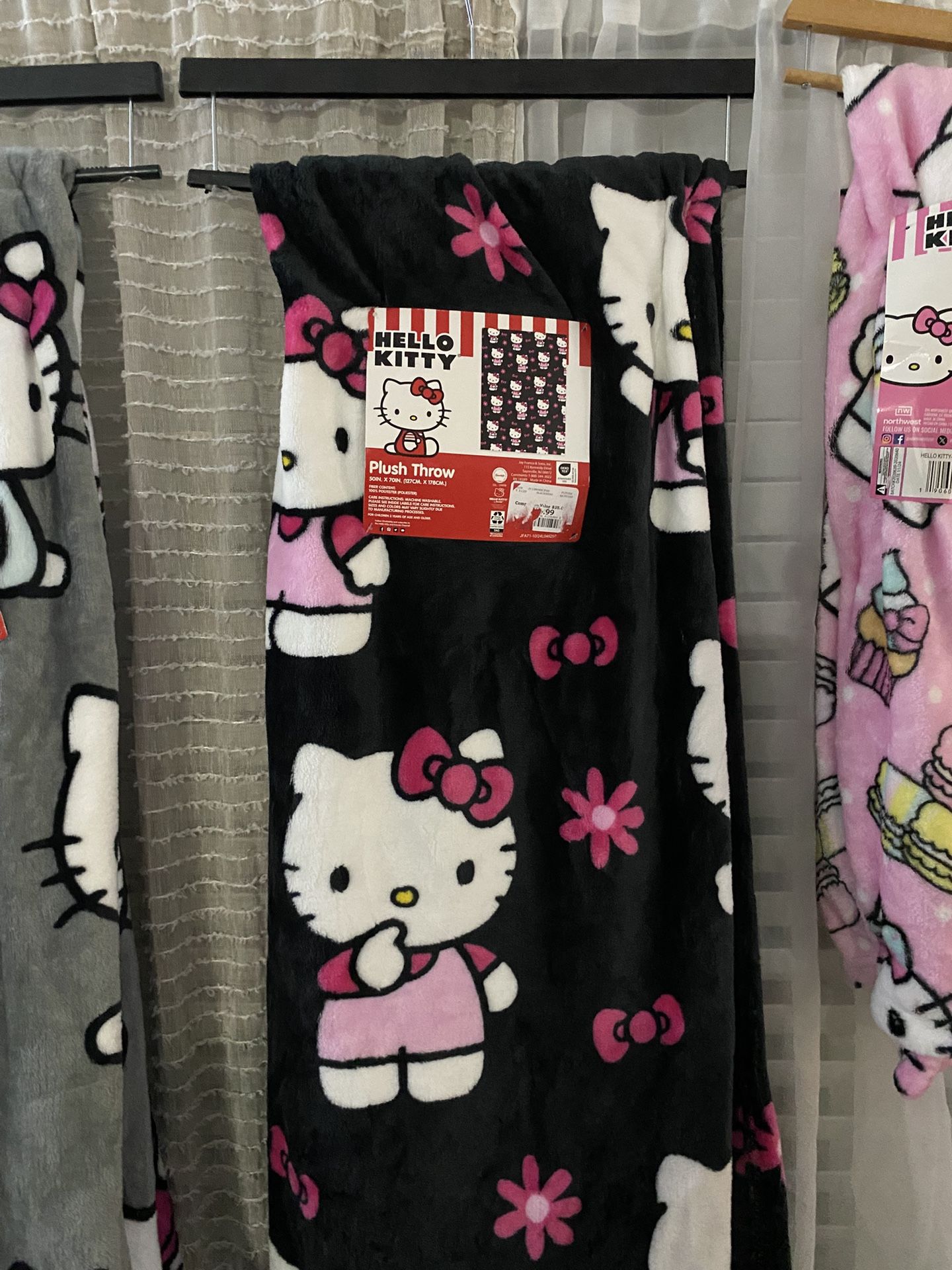 Hello Kitty Blanket