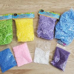 NEW/Used (8) Packs Assorted Color Bundle of Foam Beads