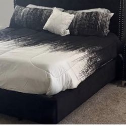 King Head Broad And 2 Nightstands 