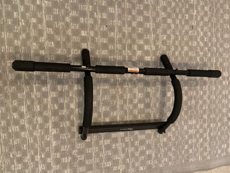 Pull up bar Brand new $30