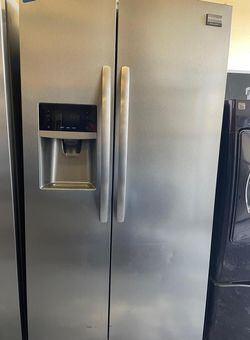 Frigidaire Side By Side Stainless Steel Fridge
