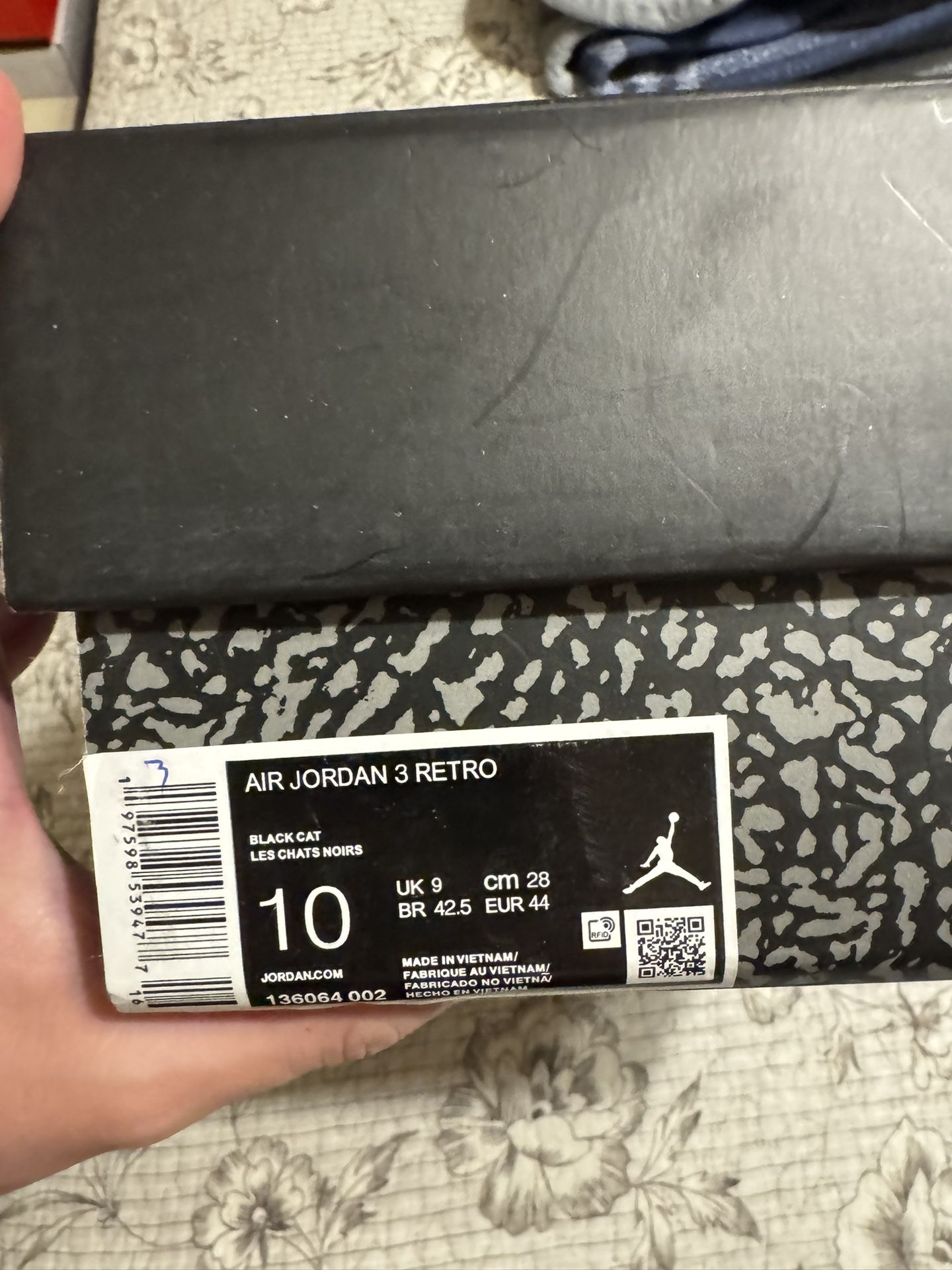 Black Cat Jordan 3
