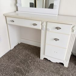 Vintage Dresser/desk