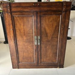 Vintage Wooden Bar Cabinet – Solid Wood with Wine Rack & Storage