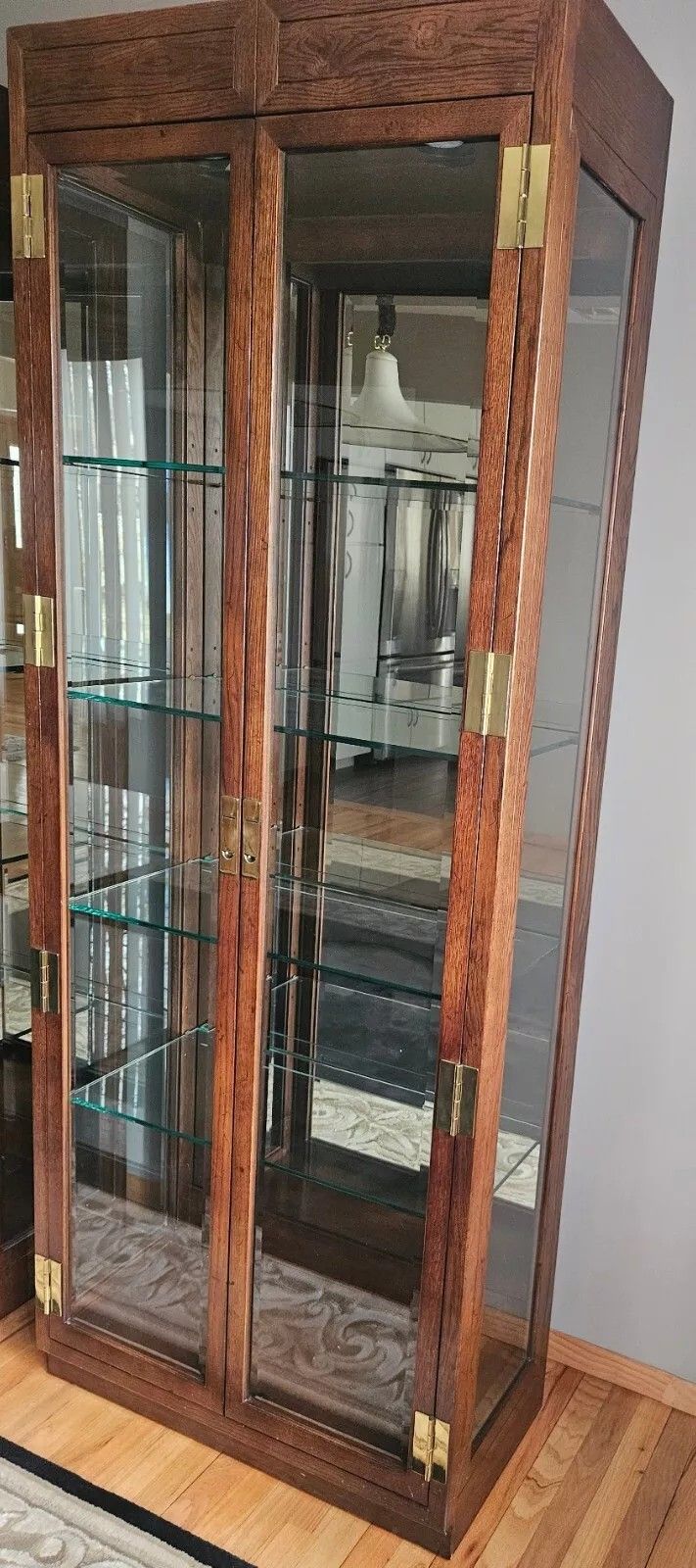Henredon Curio Cabinet