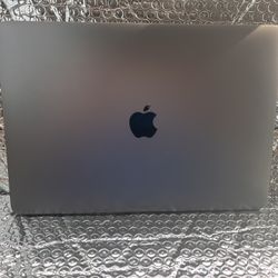 MacBook Air 2019 “ Space Grey 