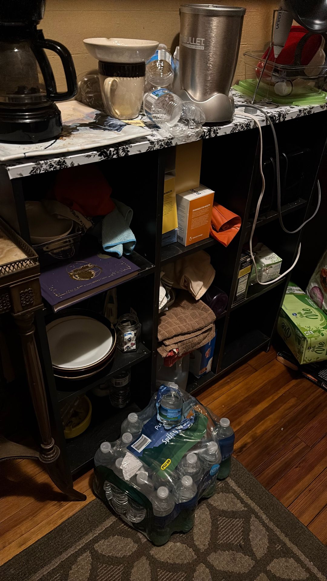 Cube Shelf-moving
