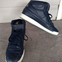 Fila High Top Navy Sneaker Size 9 for men