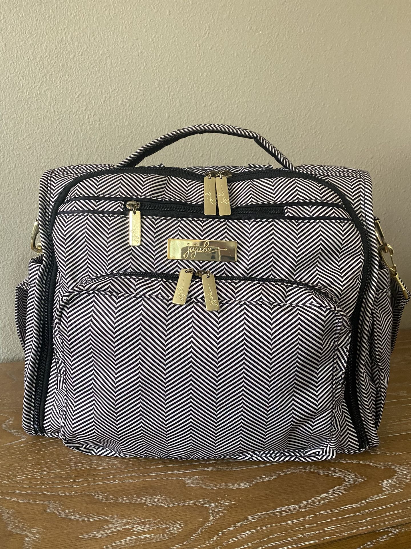 JuJuBe Diaper Bag / Backpack 