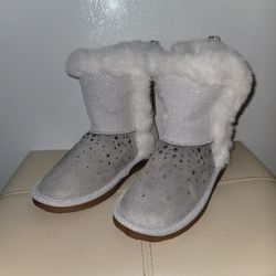 Justice Womens Fur Boots Size 4