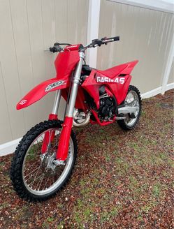 Mc125
