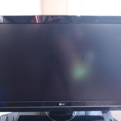 Lg 42 In