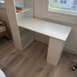 Small kids desk