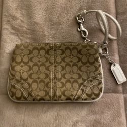Coach Wristlet 