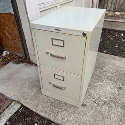 Filing Cabinet 