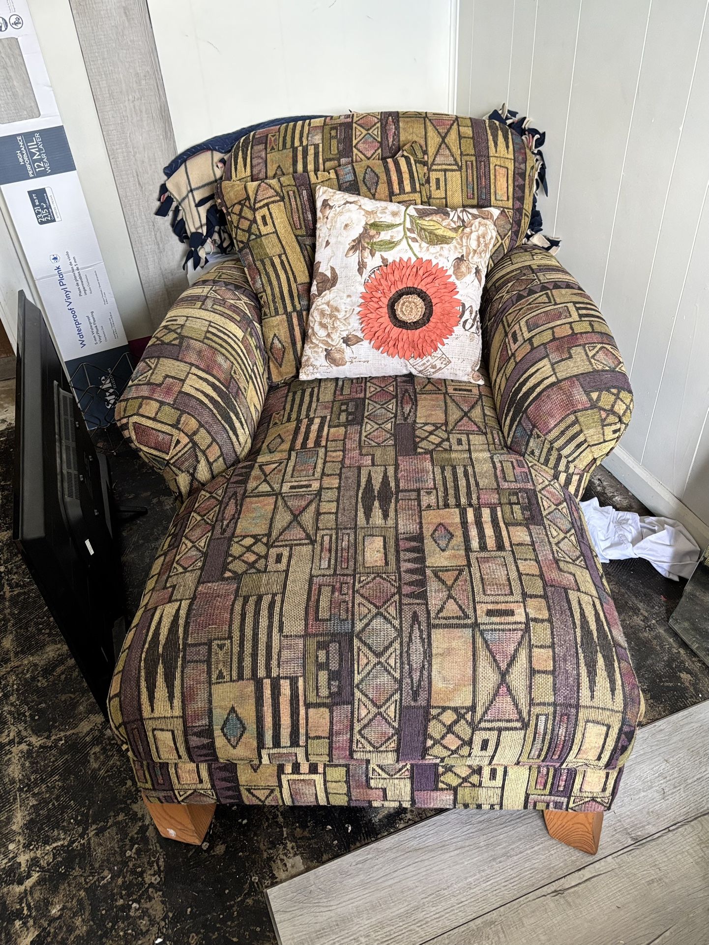 Aztec Pattern Lounge Chair