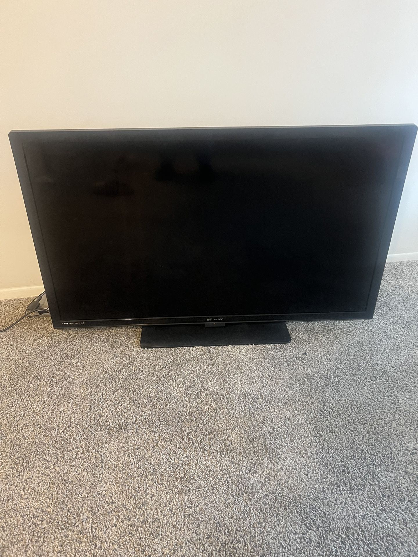 Emerson TV 55 Inch