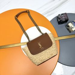 Mini basket handbag with cowhide flip cover
