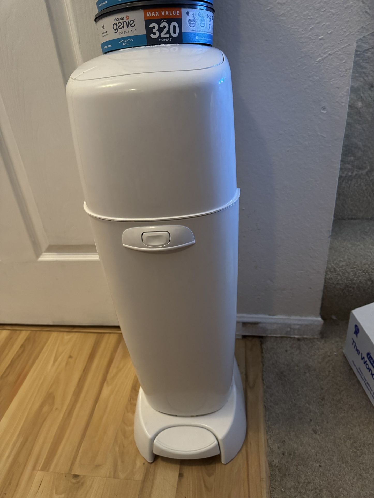 Diaper Genie With Refills