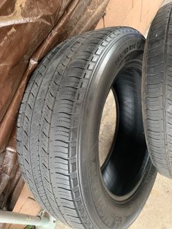 Se venden dos llantas marca michelin245/60 R18