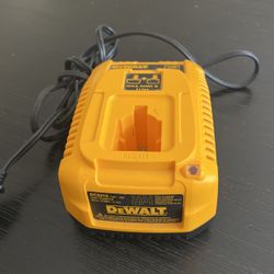 Dewalt DC9310  Battery Charger