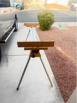 Dewalt miter saw table