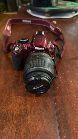 NIKON CAMERA D3,100 Model