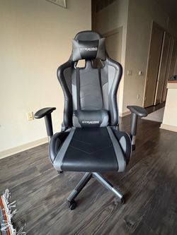 Gaming Chair with Bluetooth speakers