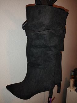 Women's Boots Knee High Size 9