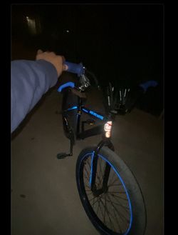 Se bike black/blue 26inch