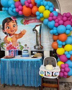 Moana Poster And Table Skirt 