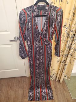 Kendall + Kylie Womens S Snakeskin V-Neck Long Sleeve Zip Jumpsuit Polyester