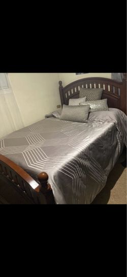 Full bed frame set