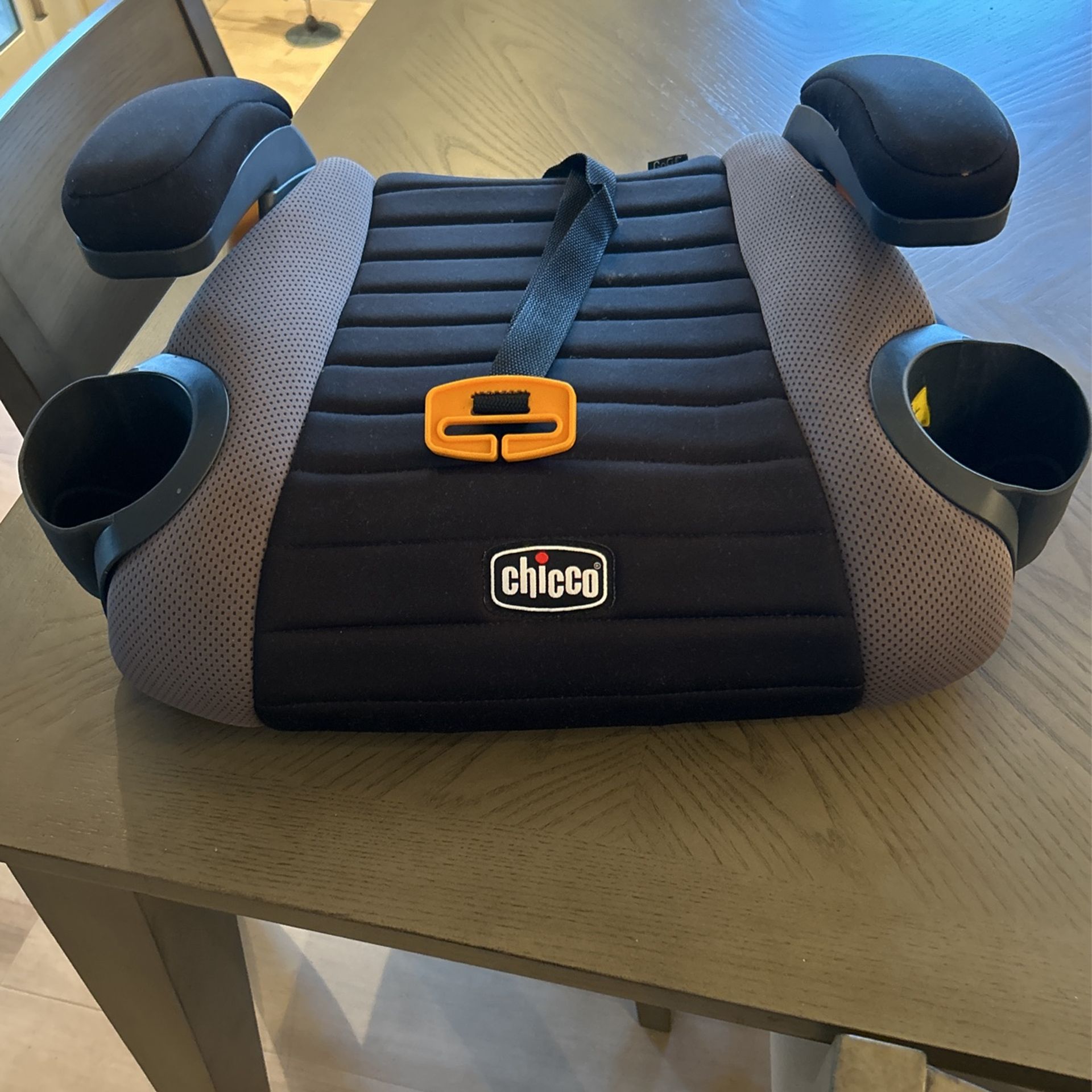 Chicco Charles Booster Seat