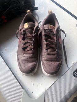 Nike shoes