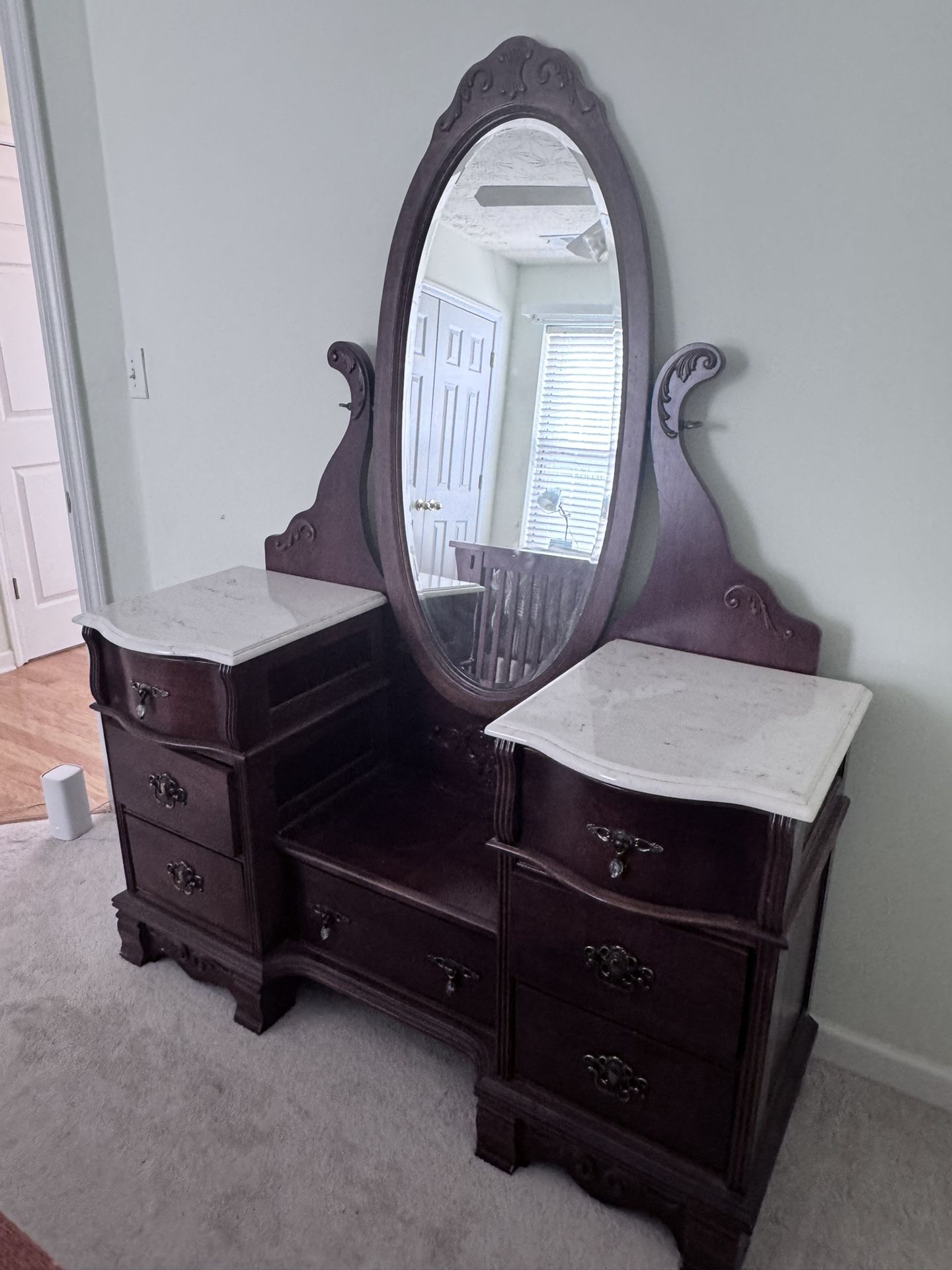 Dresser